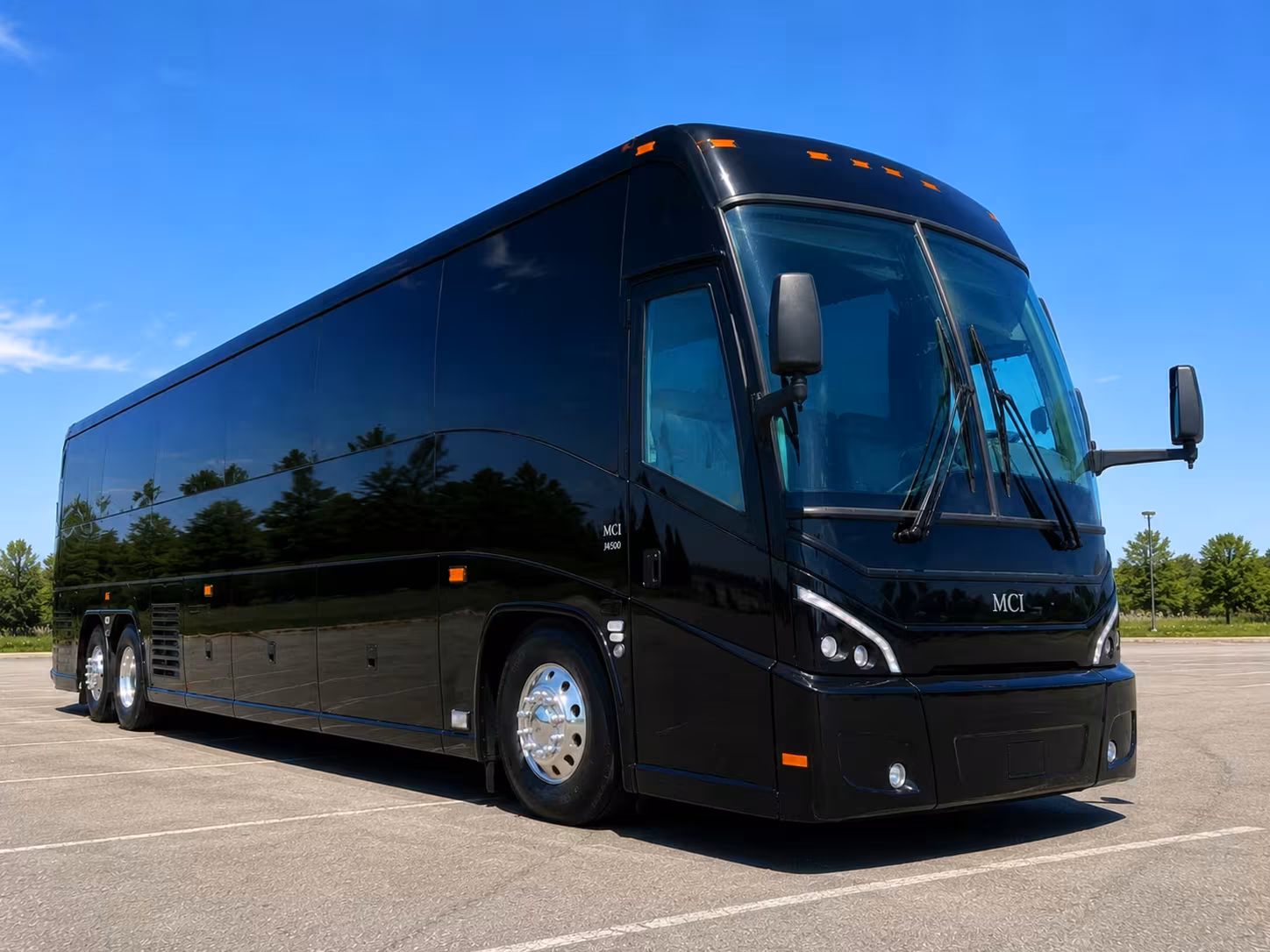 sparks charter bus rentals for school trips to the discovery