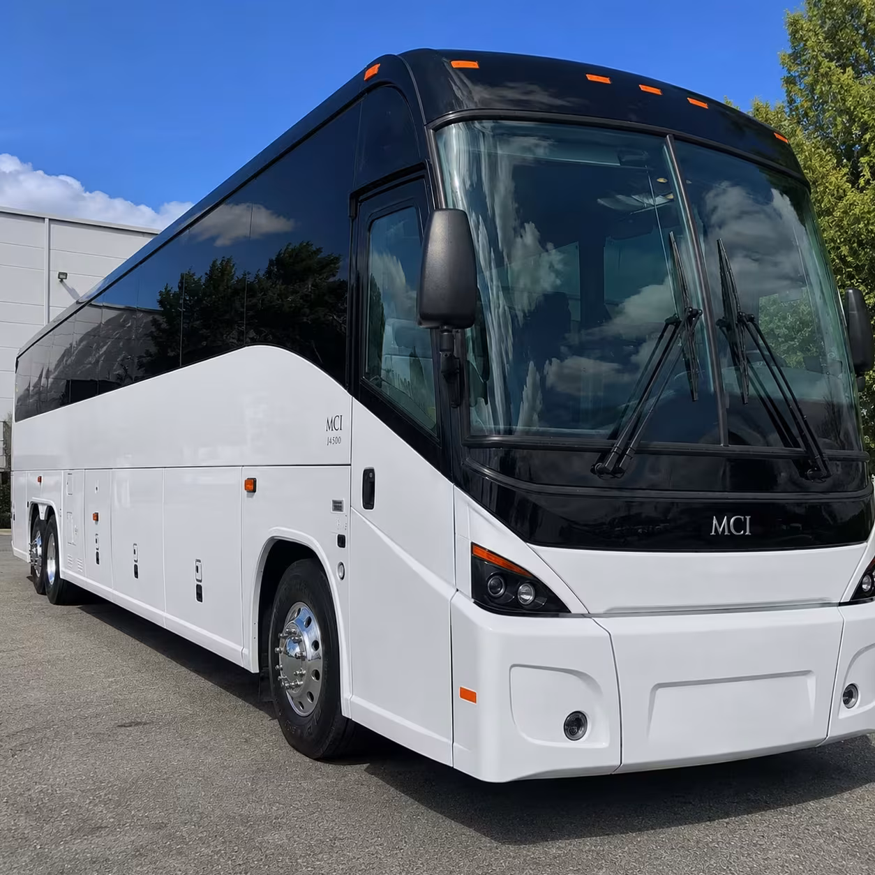 sparks hotel and convention shuttle buses to rno